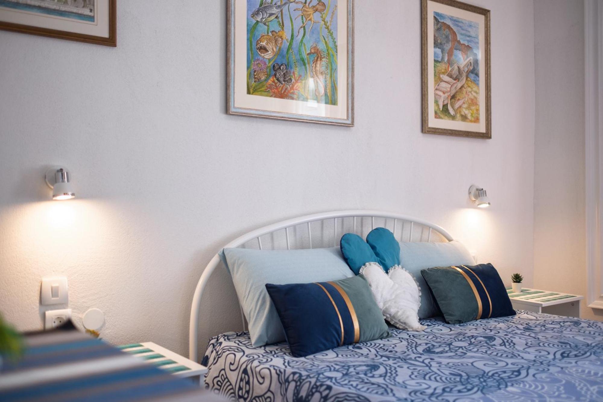 Bluemarine Rooms & Apartments Perast Esterno foto