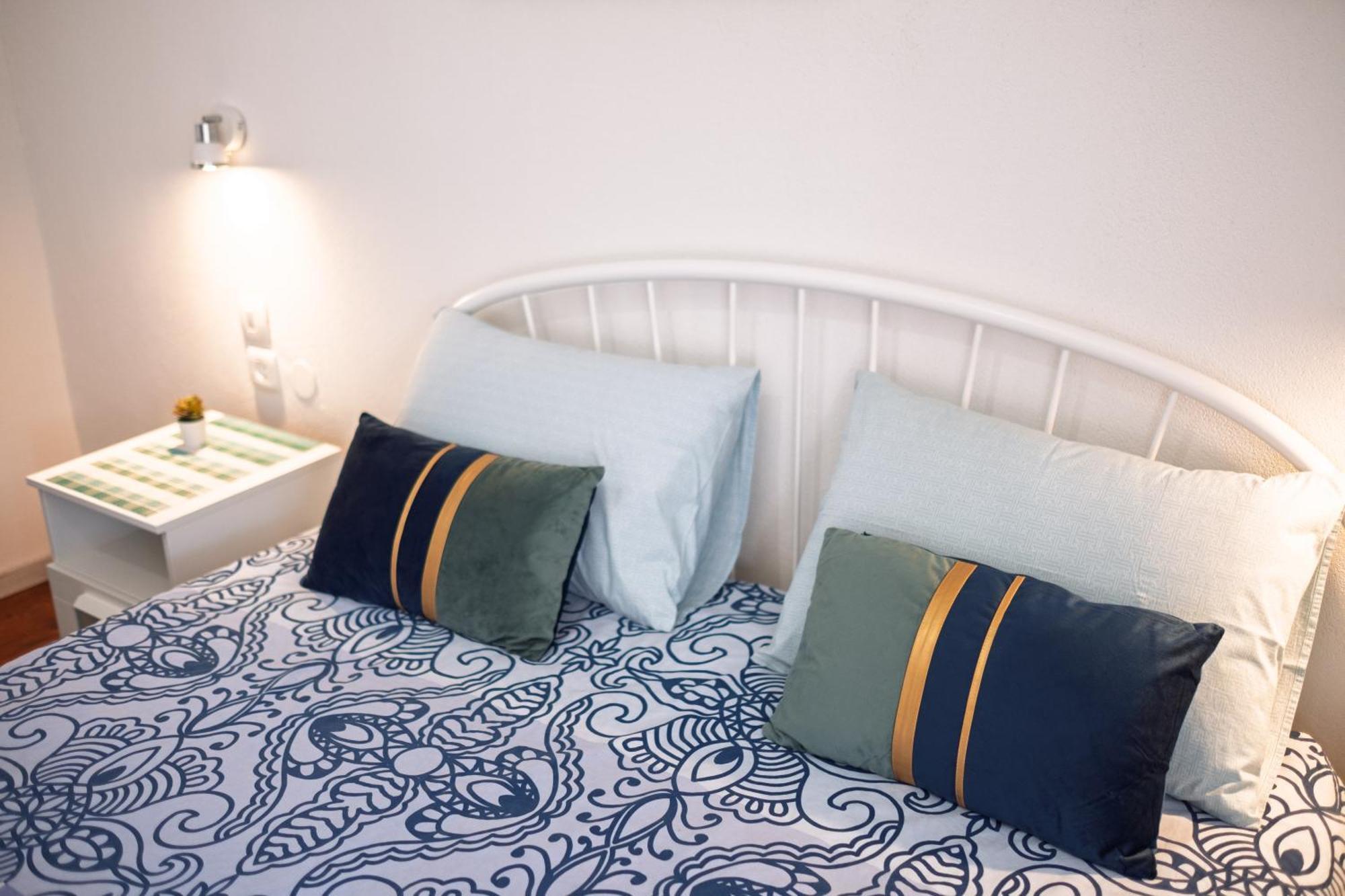 Bluemarine Rooms & Apartments Perast Esterno foto